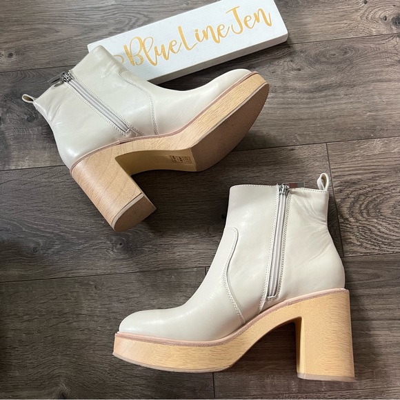Dolce Vita Cecile Wood Platform Booties NWOT - Picture 2 of 7